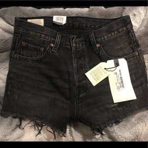 bnwt levi’s 501 shorts